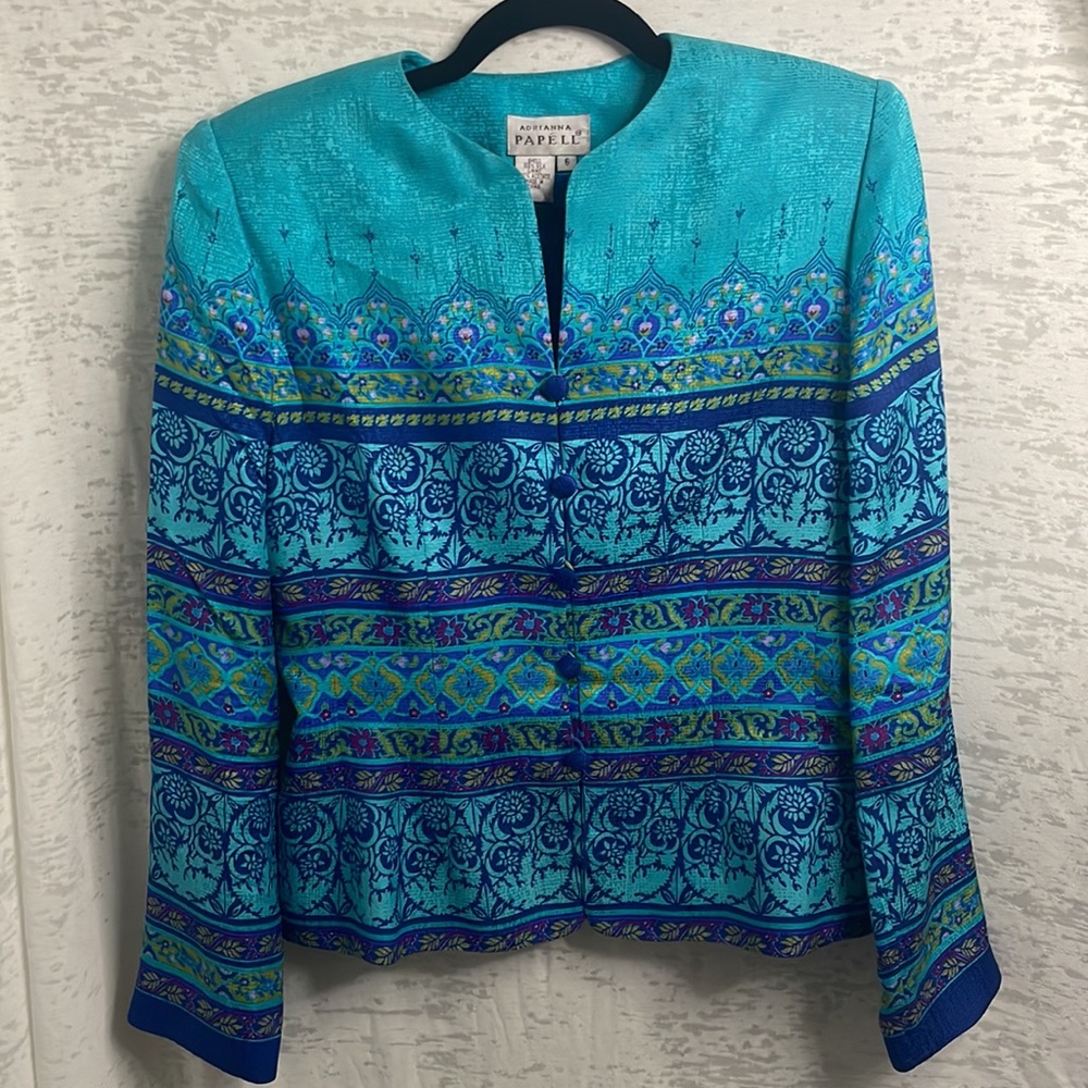 Vintage Adrianna Papell beautiful button top